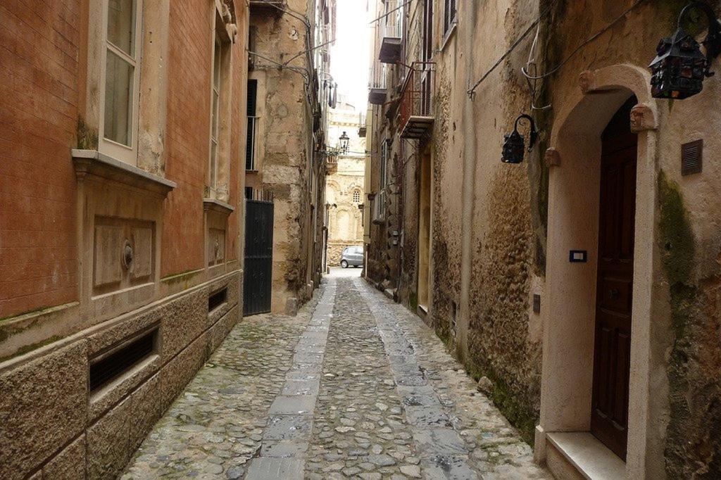 Bed and Breakfast Residenza Il Duomo Tropea Exterior foto