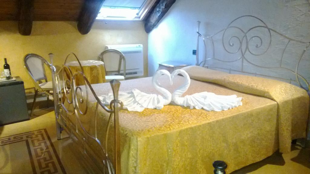 Bed and Breakfast Residenza Il Duomo Tropea Exterior foto
