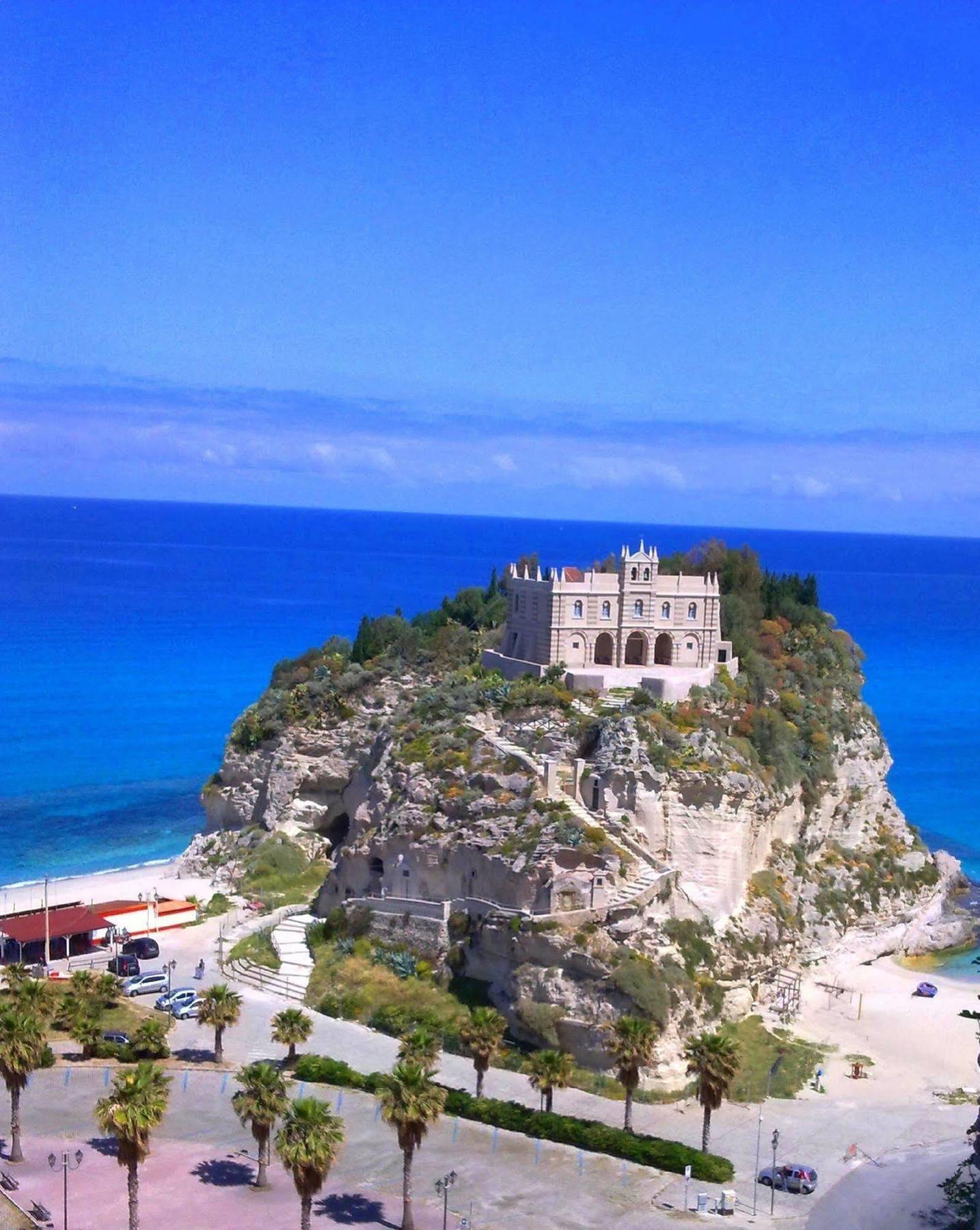 Bed and Breakfast Residenza Il Duomo Tropea Exterior foto